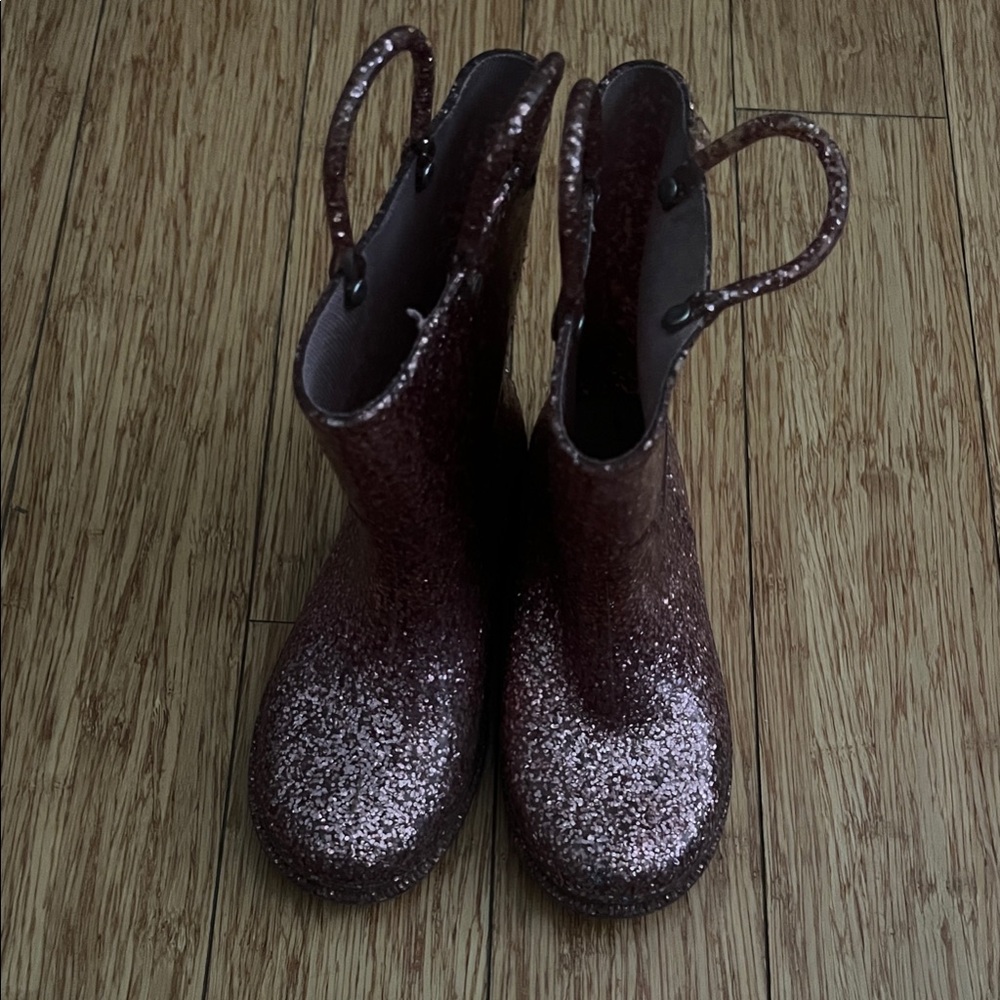 Kids Glitter Boots in Sparkling Pink